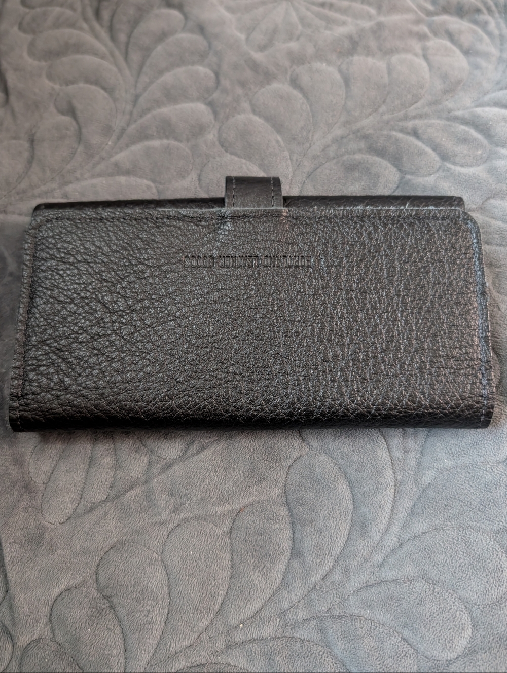 Portland Leather Goods Women’s Trifold Wallet Black Pebbled Leather - Picture 2 of 4